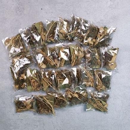 

Paling Laris Premium Wedang Akar Alang Jahe Meniran Kumis Kucing Daun Sukun Atasi Masalah Ginjal Daun Herbal Kalimantan Terpopuler
