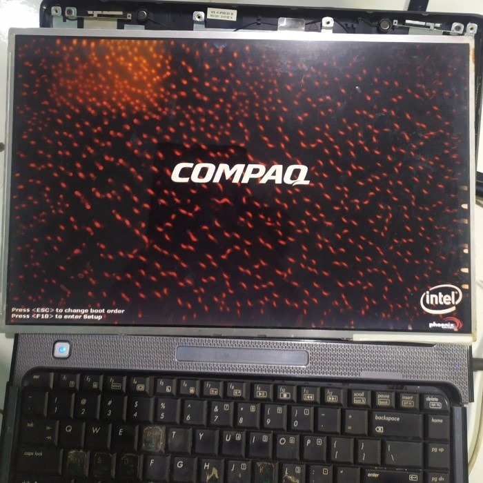 LCD LAPTOP 15.4 15 4 INCH TEBAL INVERTER ORIGINAL COPOTAN MINUS