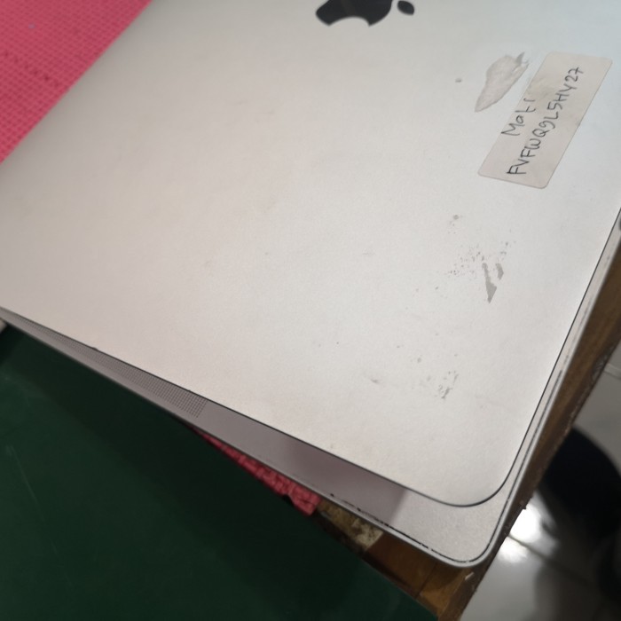 LCD A1708 A1706 SILVER