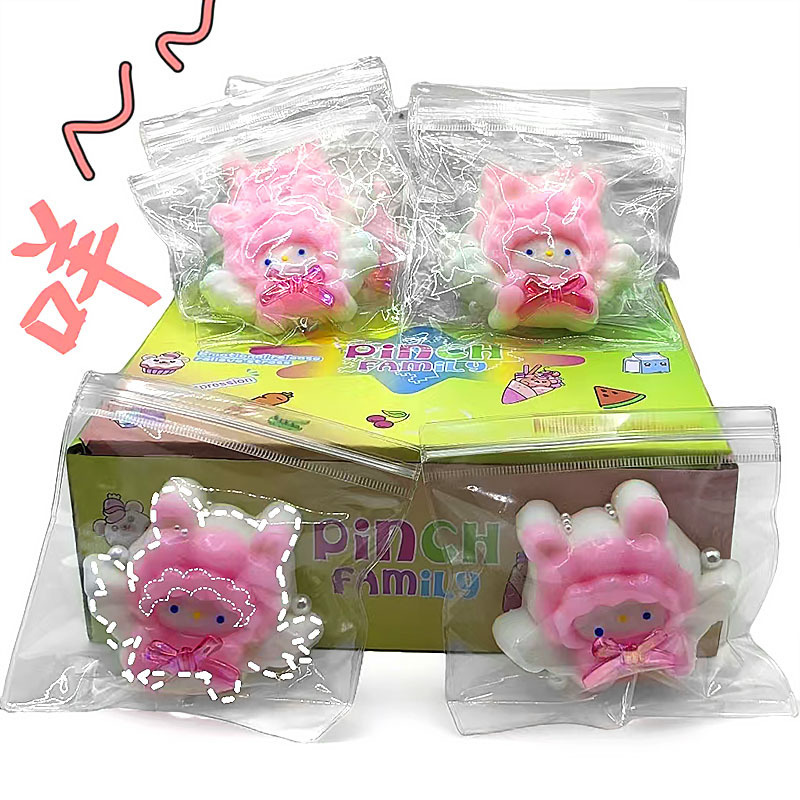 

Mainan Remas Domba Kartun Mainan Dekompresi Super Lembut