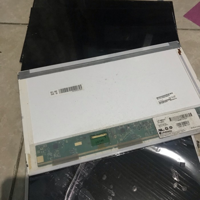 LCD LED LAPTOP RUSAK PECAH