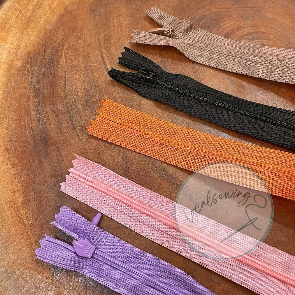 YEE Resleting Baju 54cm / Resleting Jepang 54cm YEE ILC-33 20 inci