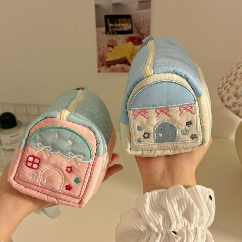 

Original Little Daisy | Wanda Pencil Case / Kotak Pensil Aesthetic Korean Style / Kotak Pensil Puffy Premium / Tempat Pouch Kosmetik / Kotak Pensil Import Sale