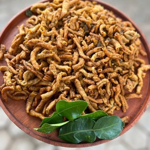 

Kripik Usus Pedas Hah 1Kg