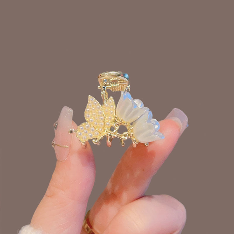 Women's Mori Style Sweet Pearl Lily Barrettes
