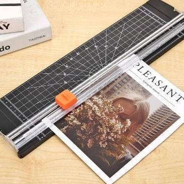 

Alat Pemotong Kertas Portabel R Trimmer Cutter A3 F4 A4 A5 Photo