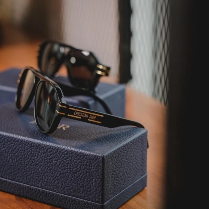 Jual Dior Sunglasses Signature A1U Black Original Made In Paris