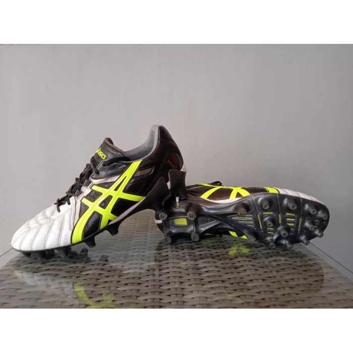 SEPATU BOLA-SEPATU BOLA ASICS GEL LETHAL TIGREOR 8 IT ORIGINAL