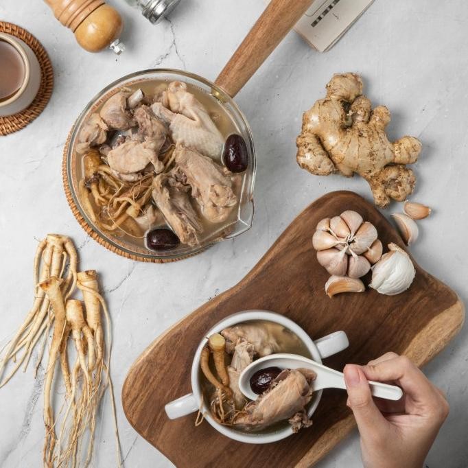 

Samgyetang Tradisional Korean Ginseng Soup