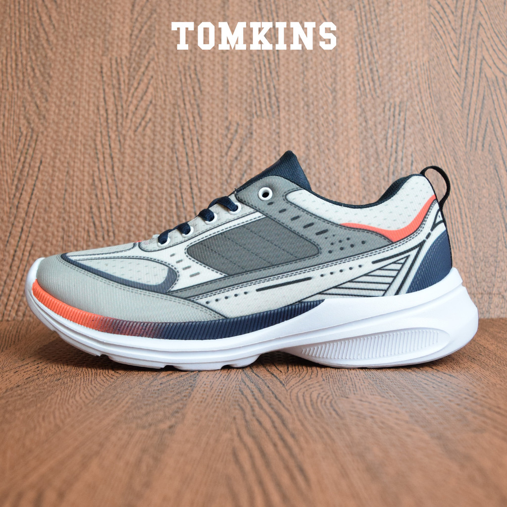TOMKINS Broughton Alpha -  Silver Sepatu Olahraga