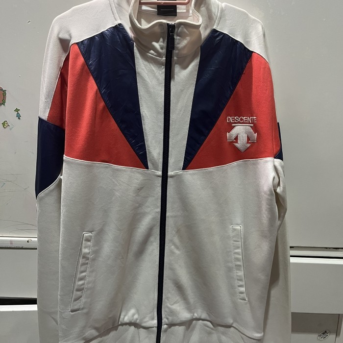 JAKET DESCENTE WHITE