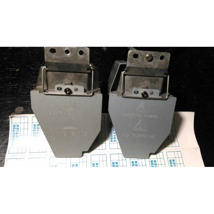 HOUSING LAMPU PROYEKTOR BENQ / CASING LAMPU PROYEKTOR BENQ