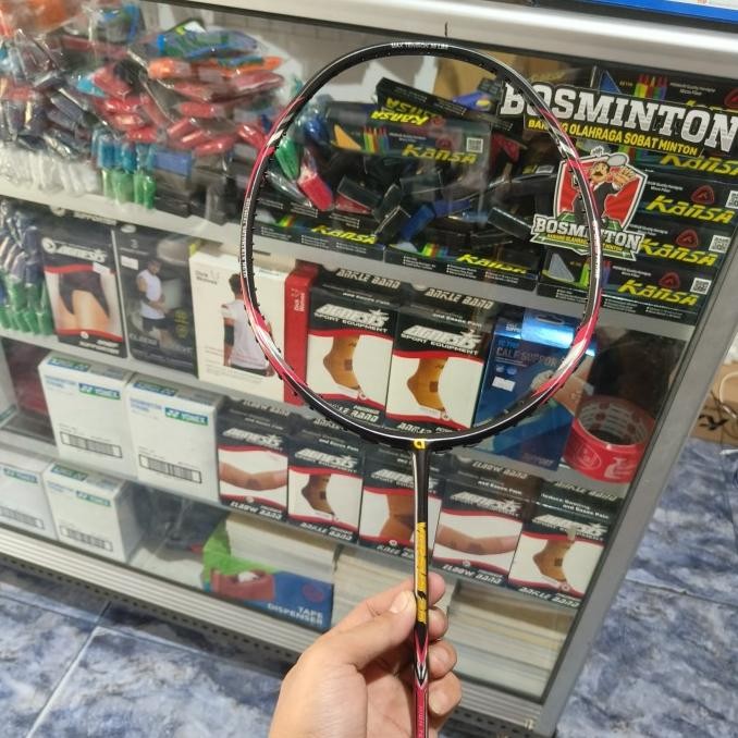 APACS VERSUS 35 BLACK RAKET BADMINTON 2710T