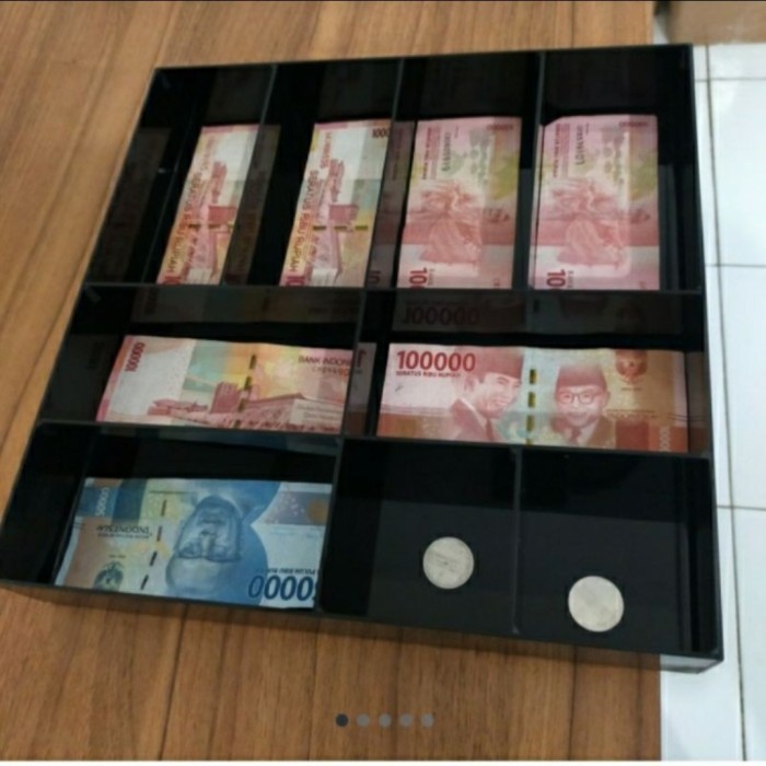 Akrilik tempat uang /uang meja kasir akrilik/ kasir organizer