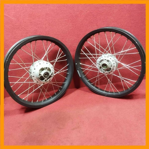 Sepaket Velg Supra X Lama Supra X 125 Dd Tromol Original Copotan Motor Barang Langka