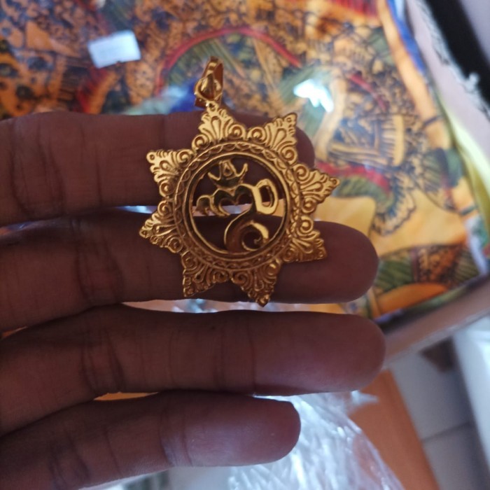 :=:=:=:=] liontin Ongkara Omkara Lingkaran