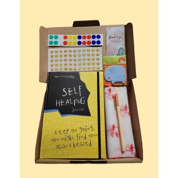 

Sale Self Healing Journal - Ra Planner X Alvi Ardhi + Free Journal Kit