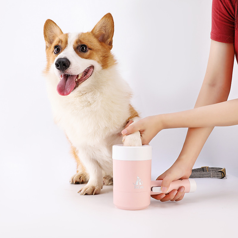 

Portable Pet Foot Washer Cup Outdoor Travel Automic Puppy Kitten Paw Cleaner Cup Dog Silicone Foot Wash Tool Pet Supplies