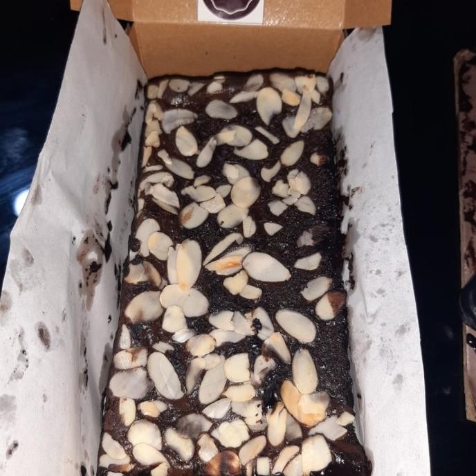 

New Keto Brownies (10X20 Cm)