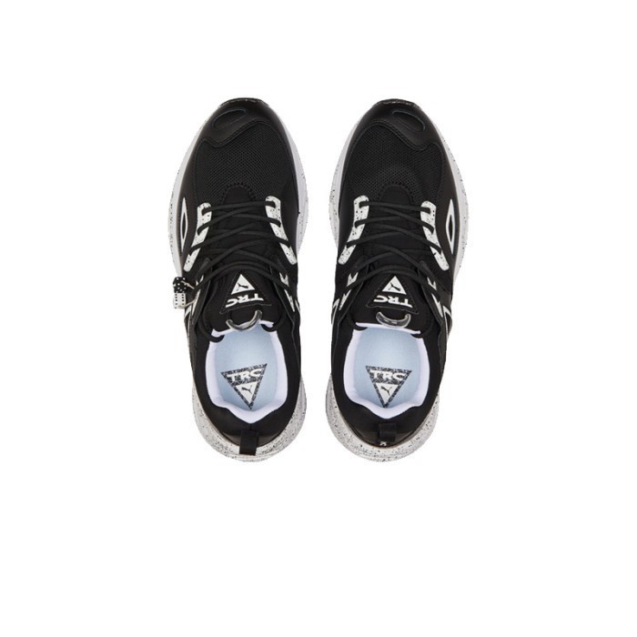 PUMA Trc Blaze Chance Black White Sepatu Uniseks - 38643002 - Size 39
