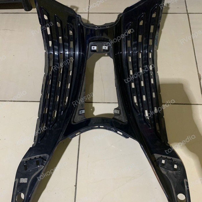 dek bawah vespa sprint/primavera floordeck vespa sprint/primavera