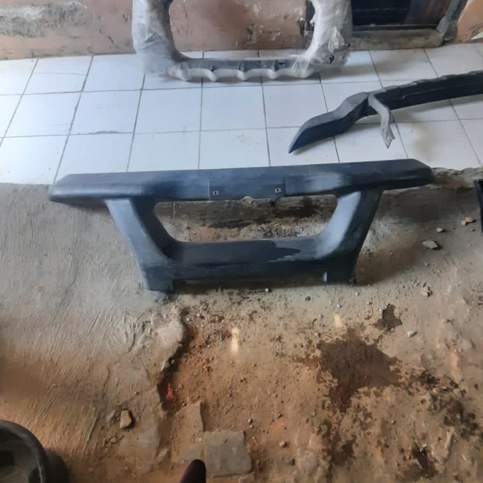 tanduk depan Toyota Fortuner 2009