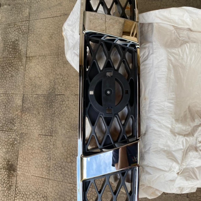 Grill Nissan Xtrail t31 FL