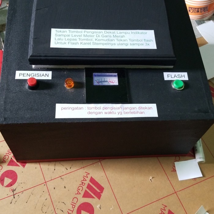 

mesin stempel flash 4 lampu