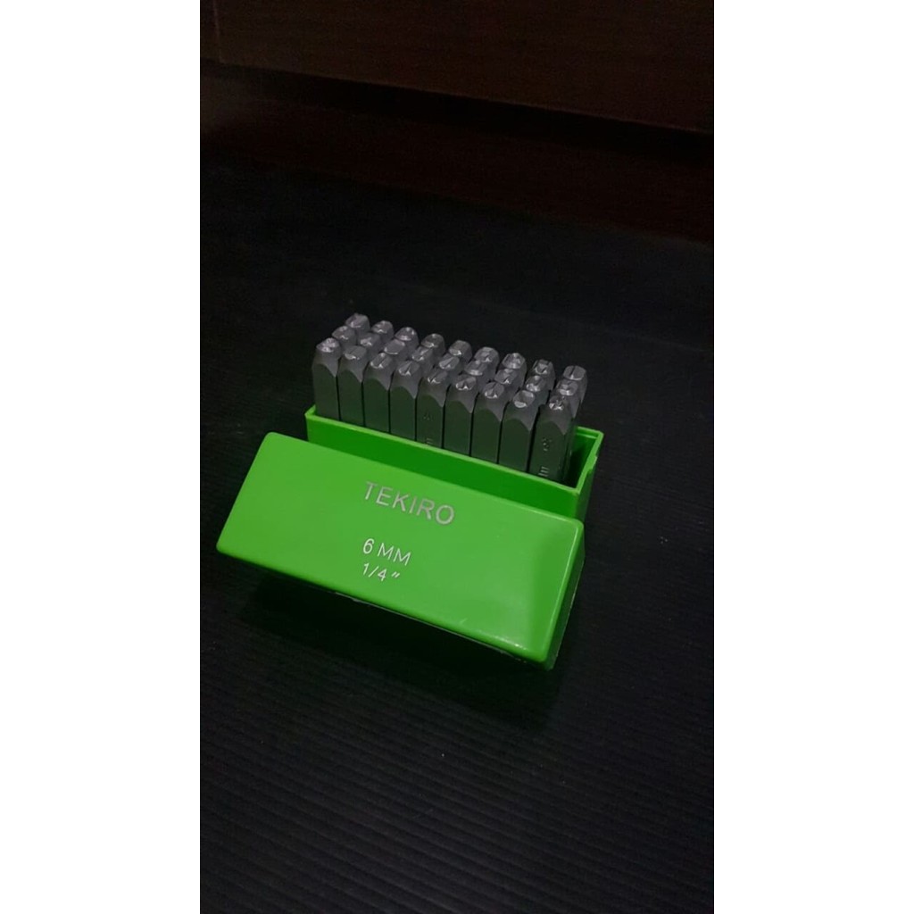

GRIP BESI STEMPEL HURUF ALPHABET ISI 27 PCS 6 MM TEKIRO / LETTER PUNCH