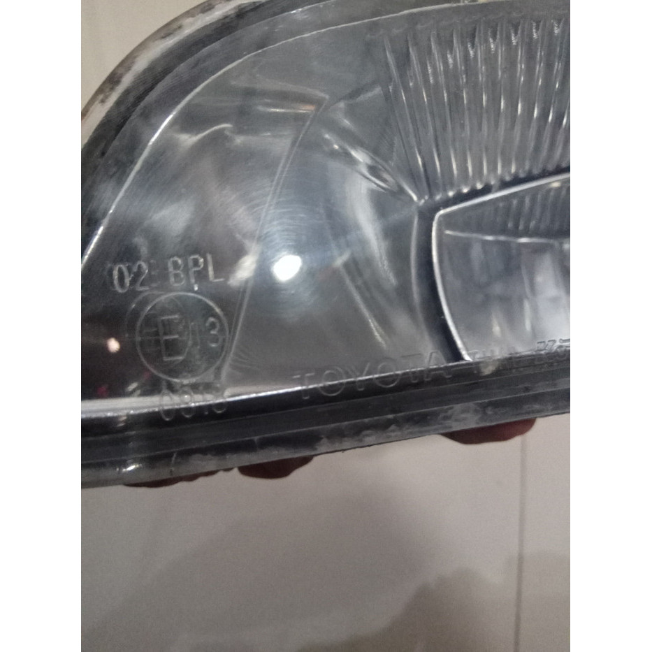 Foglamp kijang kapsul 2003 OEM TOYOTA