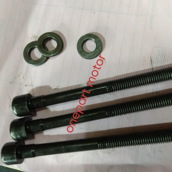 Aksesoris Baut Deksel Cylinder Head Grand Livina Juke Original