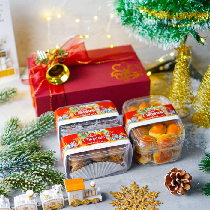 

Natal Parcel dexule / hamper christmas / natal / cookies / nastar / kastange - Maroon Limited