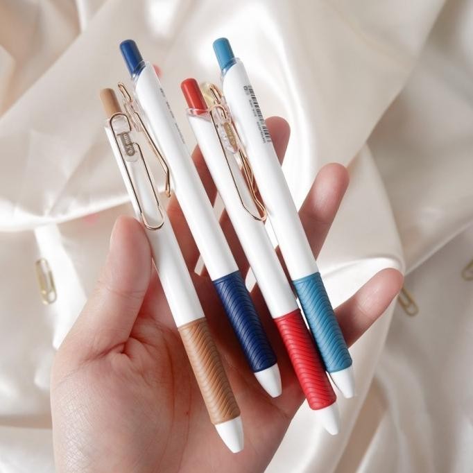 

TERBARU - Color Studio Ballpoint Pen Vibrant Series [CREATIV]