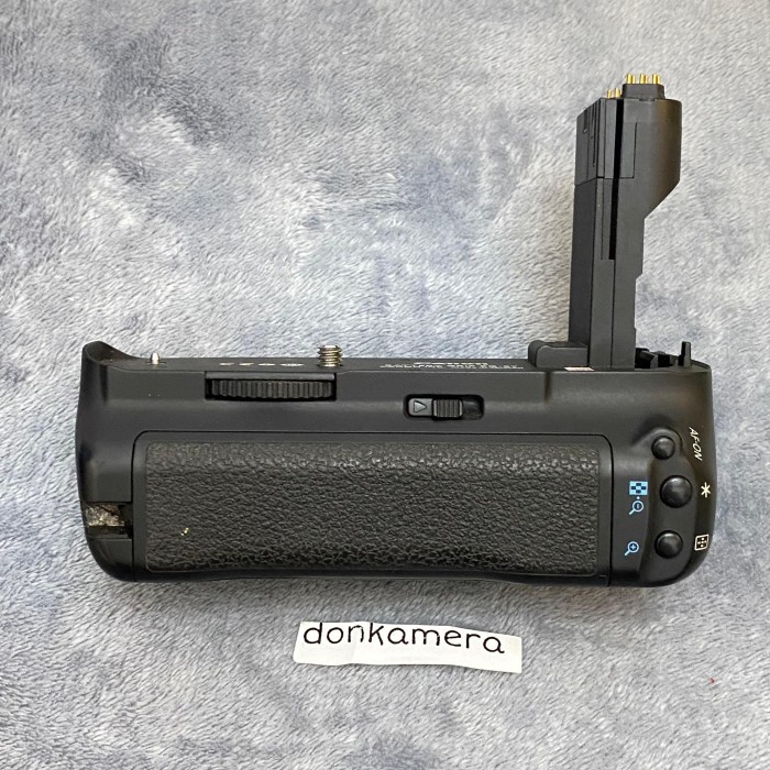 Baterai / Battery Grip Canon Bg-E7 For Canon 7D Kamera Dslr (Second)