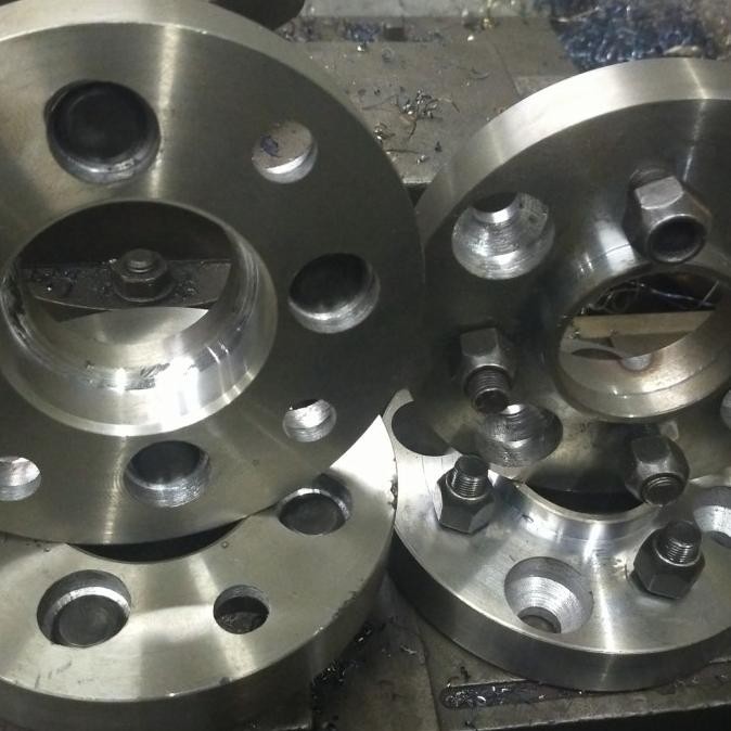 adaptor velg mobil Wuling Cortez ke velg mercy