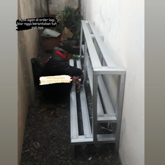 Rak pot bunga baja ringan susun 3