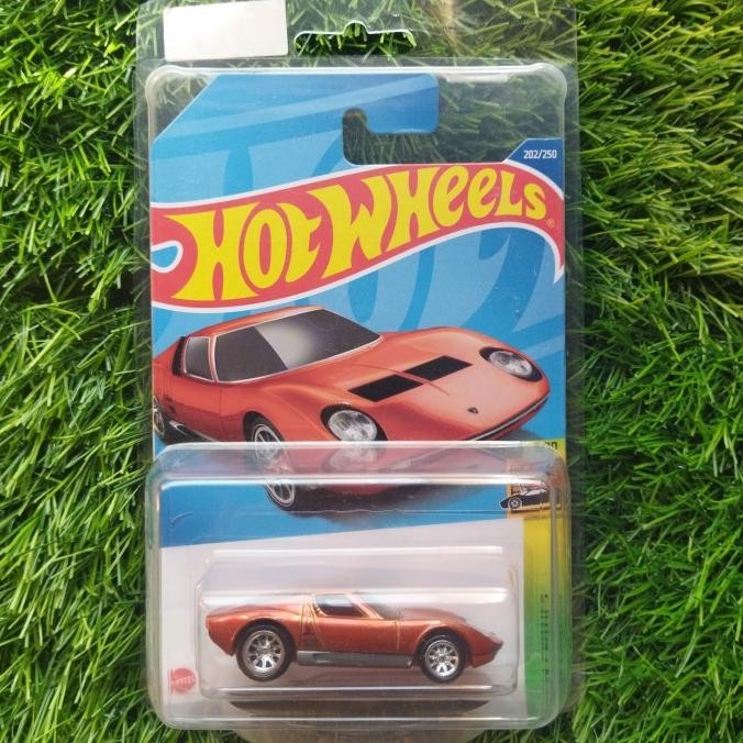 hotwheels super treasure hunt Lamborghini miura sv
