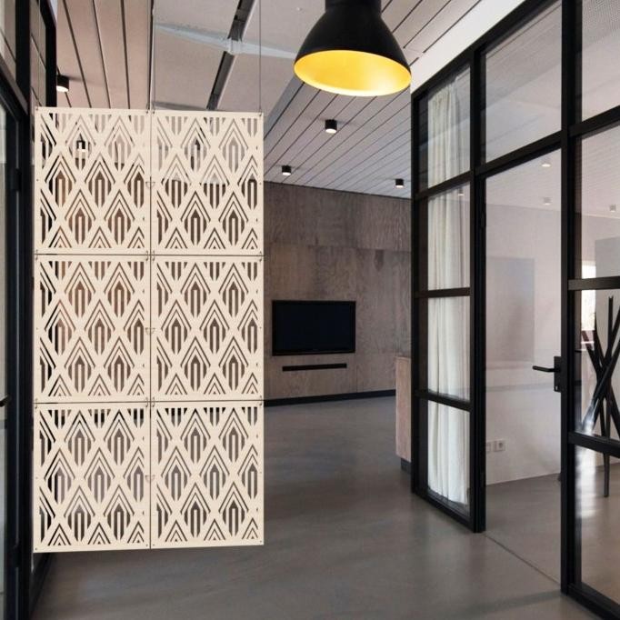 Sekat Pembatas Ruangan Gantung Kayu | Partisi Tirai Kayu Laser Cut HTM