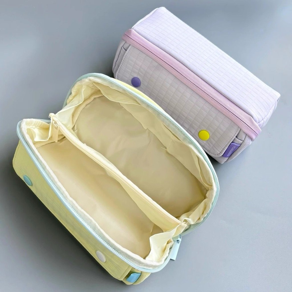 

Tas Alat Tulis Kapasitas Pensil Bagus