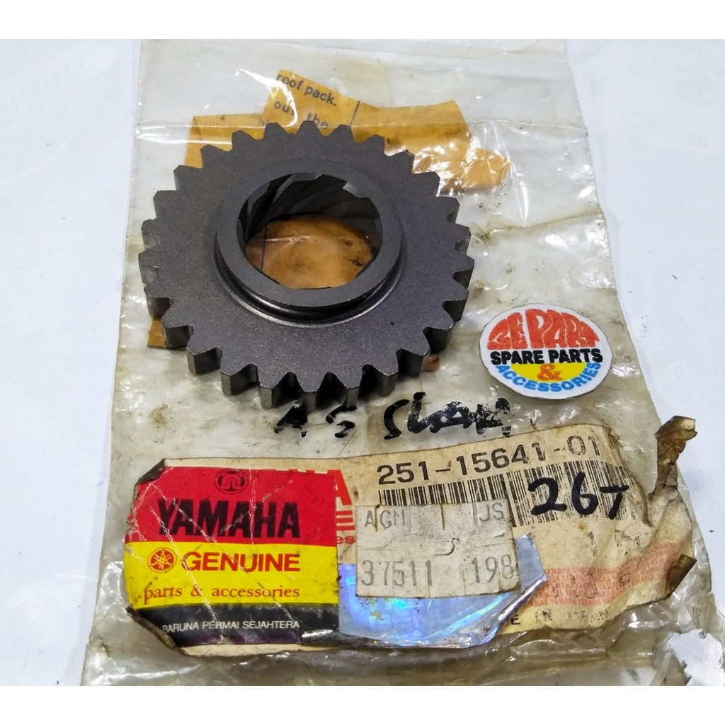 Gigi Slah RD200 Twin 26T Nos Original Yamaha 251-15641-01 Gigi Selah Gear kick Stater RD 200 RX 125 