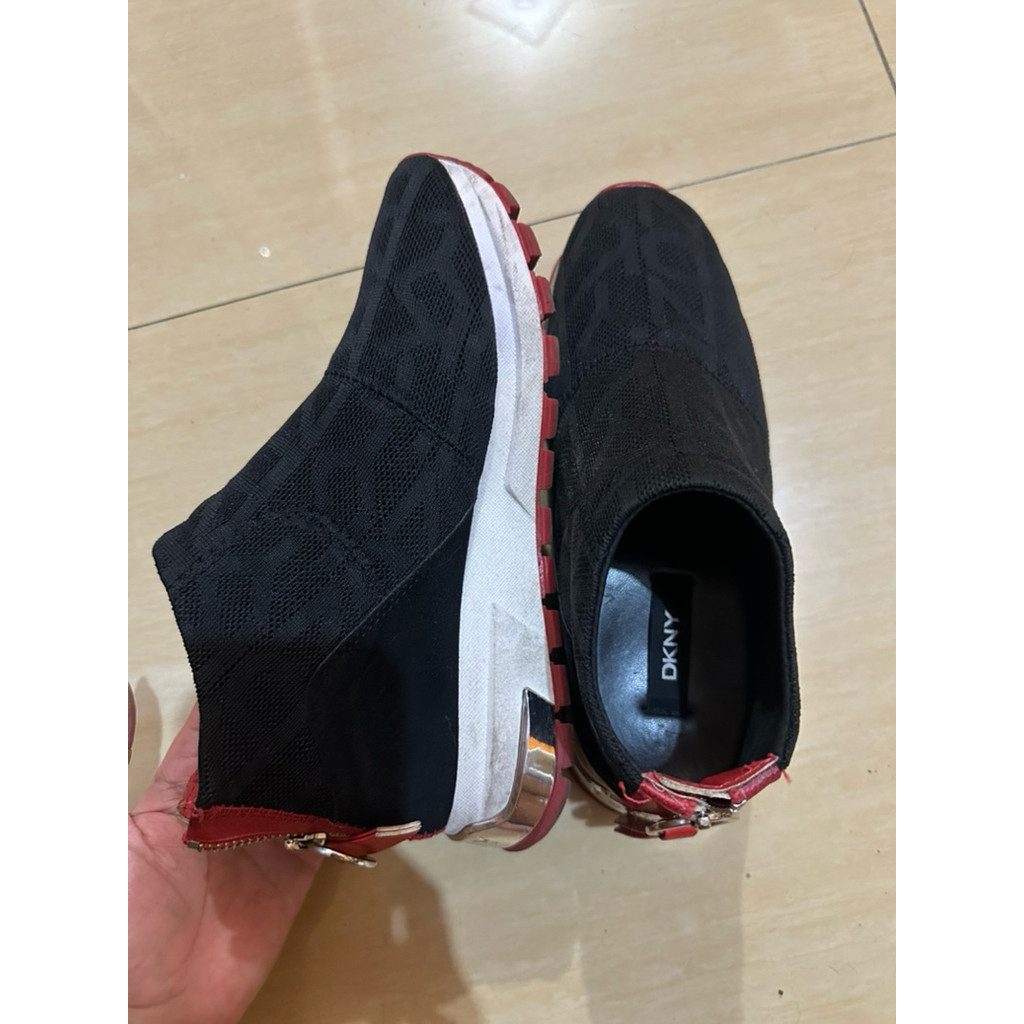 sepatu wanita DKNY original