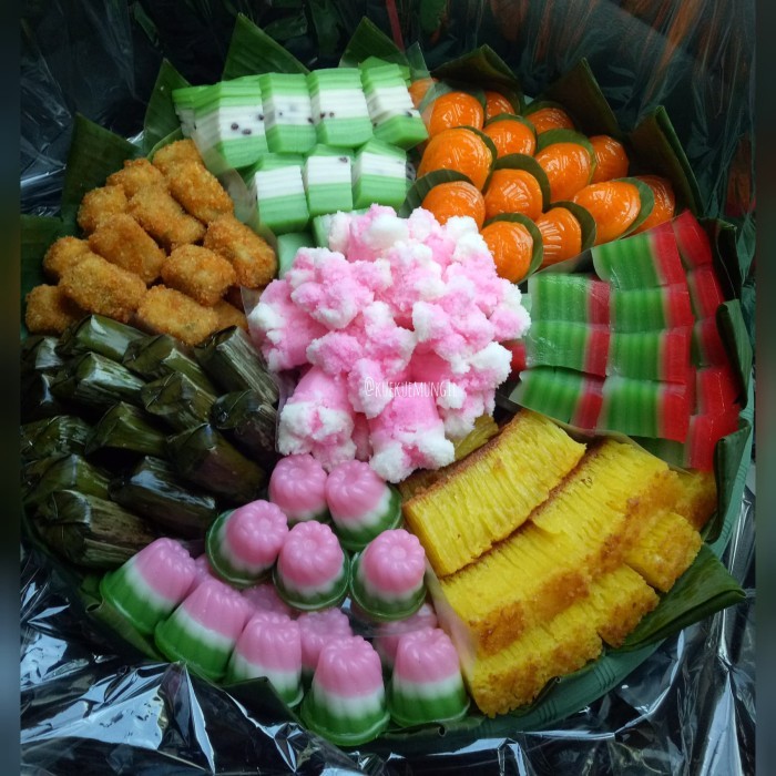 kue tampah / kue nampan / kue basah