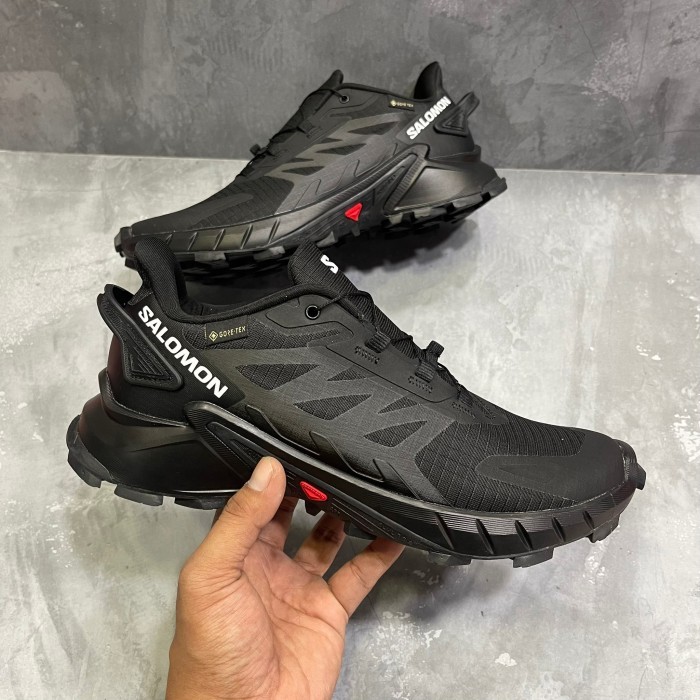 SEPATU TRACKING SALOMON ORIGINAL