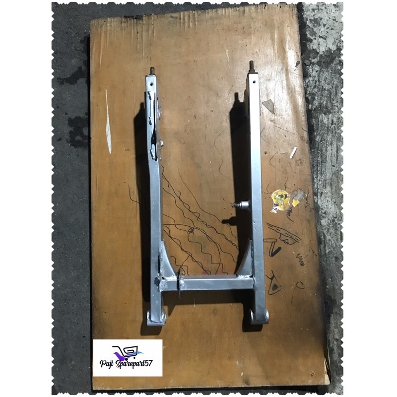 Swing arm supit lengan ayun arem suzuki Shogun 110 shogun r original second