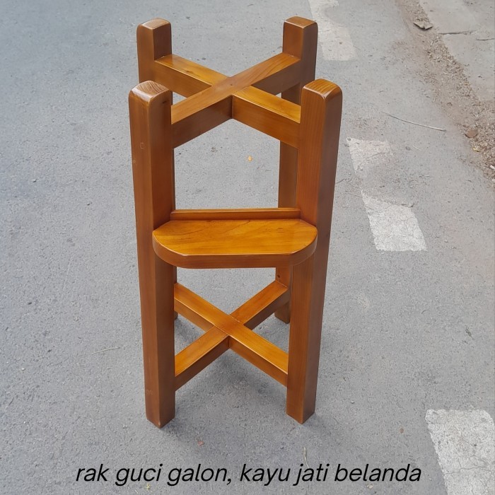 rak guci keramik, kaki guci galon. diameter 28cm