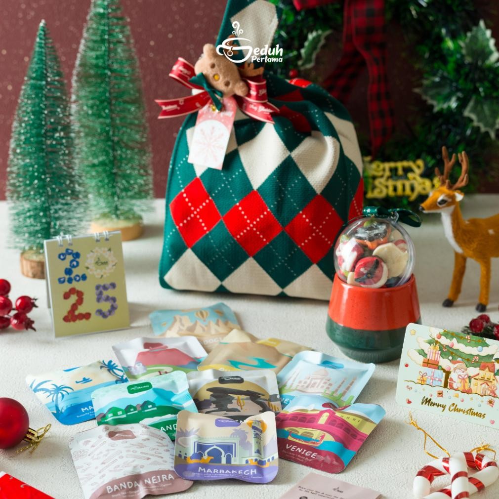 

CR - Seduh Pertama Christmas Hampers - Hampers Natal & Tahun Baru Christmas Gift New Year Gift Set Parcel Natal TERLARIS