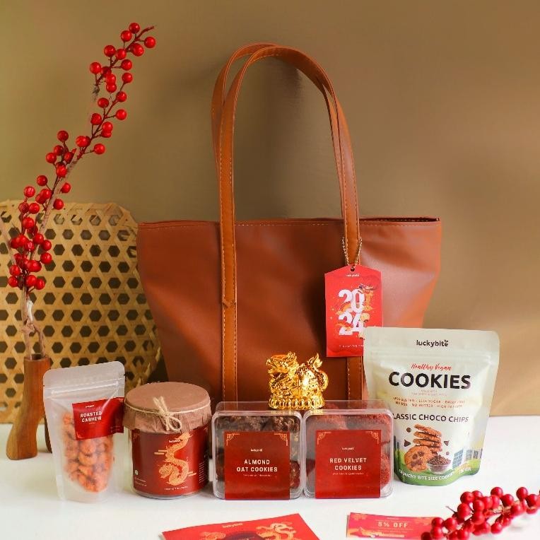 

Hampers Imlek / CNY Hampers / Parcel Imlek - PREMIUM LEATHER BAG - SET HAPPINESS - LUCKYBITE