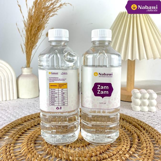 

Bestseller! Air Zam Zam 500 ML Kemasan Botol Asli Original Oleh Oleh Haji Umroh