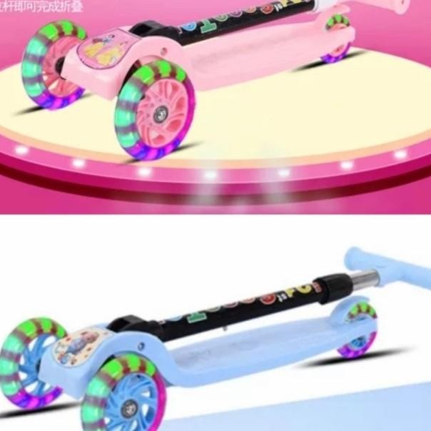 Skuter Scooter Lipat Mainan Anak Outdoor Indoor