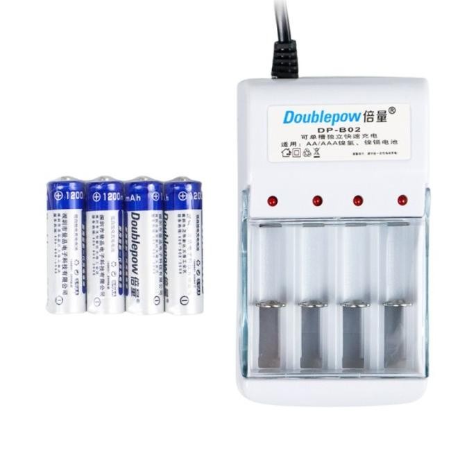 

Diskon! DOUBLEPOW Charger Baterai 4 slot for AA/AAA with 4 PCS AA Rechargeable